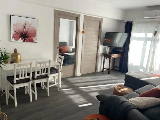 Apartment Near The Beach Malaga