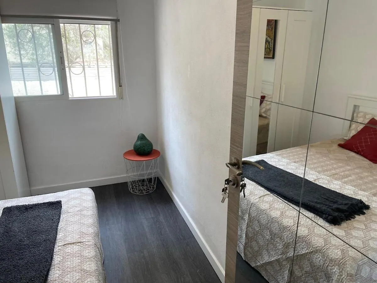 Apartment Near The Beach Malaga